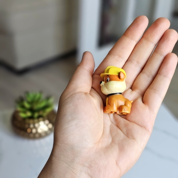 Paw Patrol Rubble's Mountain Rescue Toy Play Set Rubble Replacement Dog Figure - Picture 5 of 10